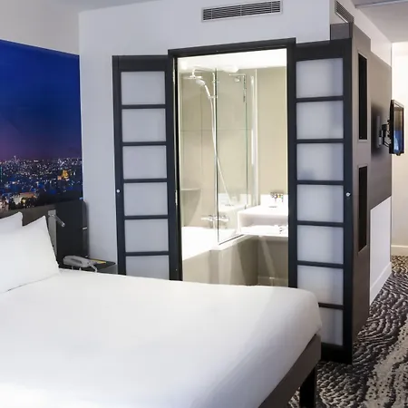 Hotel Novotel 14 Porte D'orléans Parigi