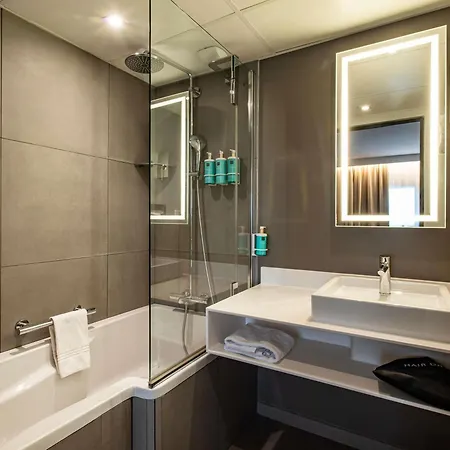 Novotel 14 Porte D'orléans Hotel Parigi