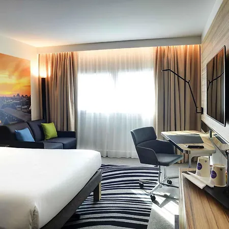 Novotel 14 Porte D'orléans Hotel 4*