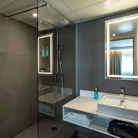 Novotel 14 Porte D'orleans Hotel