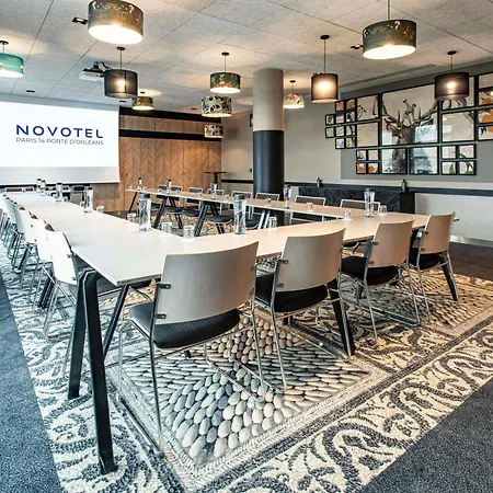 Novotel 14 Porte D'orleans Hotel 4*