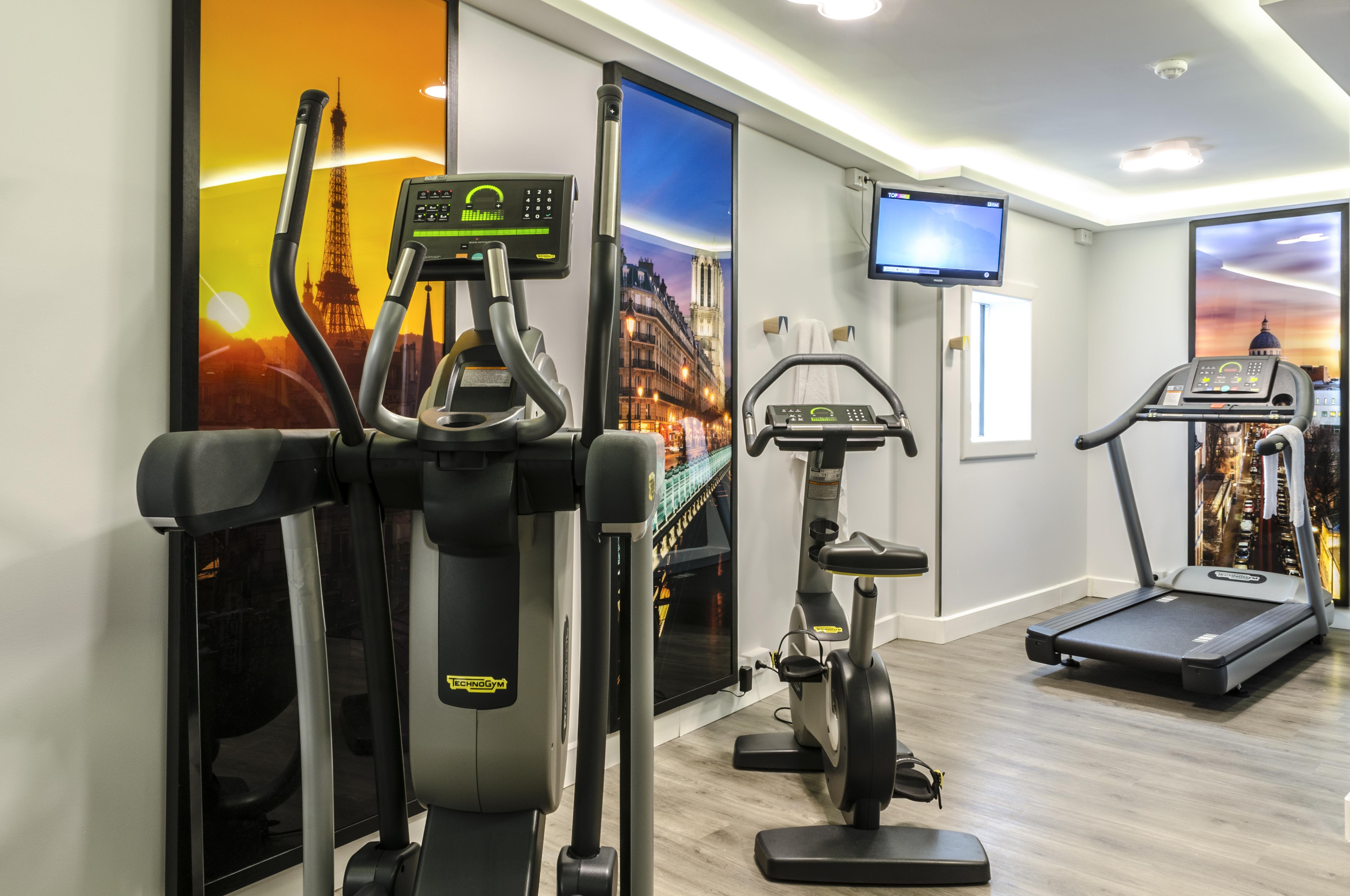 Novotel 14 Porte D'orléans Hotel Parigi