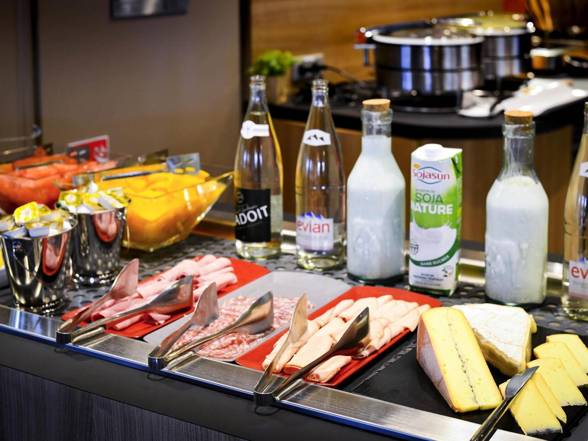 Novotel 14 Porte D'orleans Hotel Paris