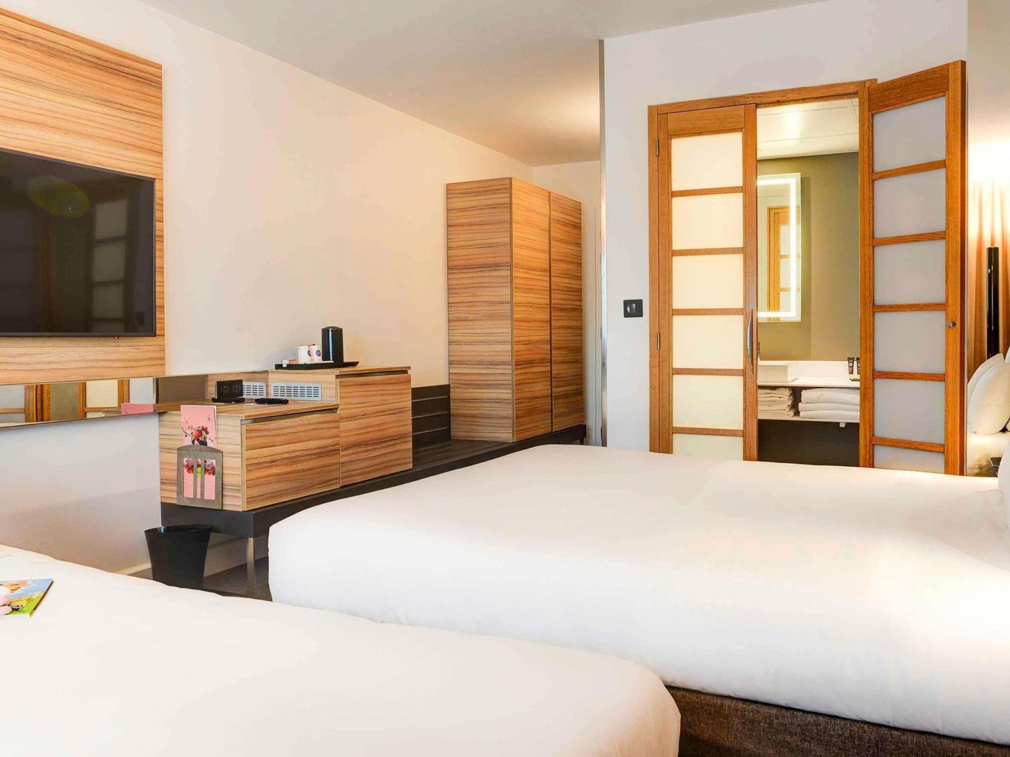 Novotel 14 Porte D'orléans Hotel