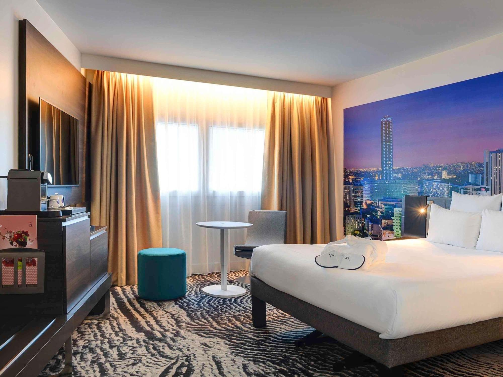 Novotel 14 Porte D'orléans Parigi