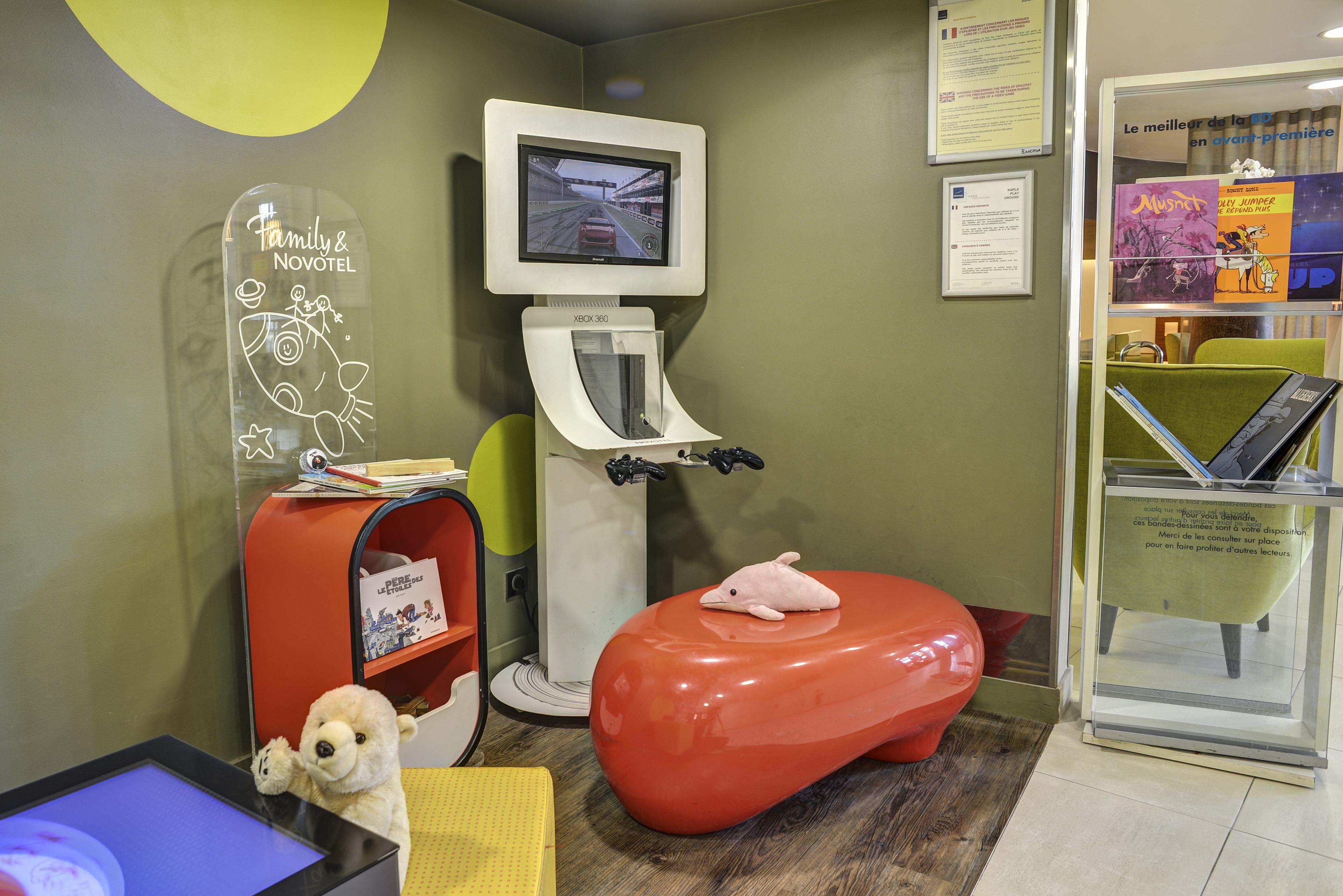 Hotel Novotel 14 Porte D'orléans 4*