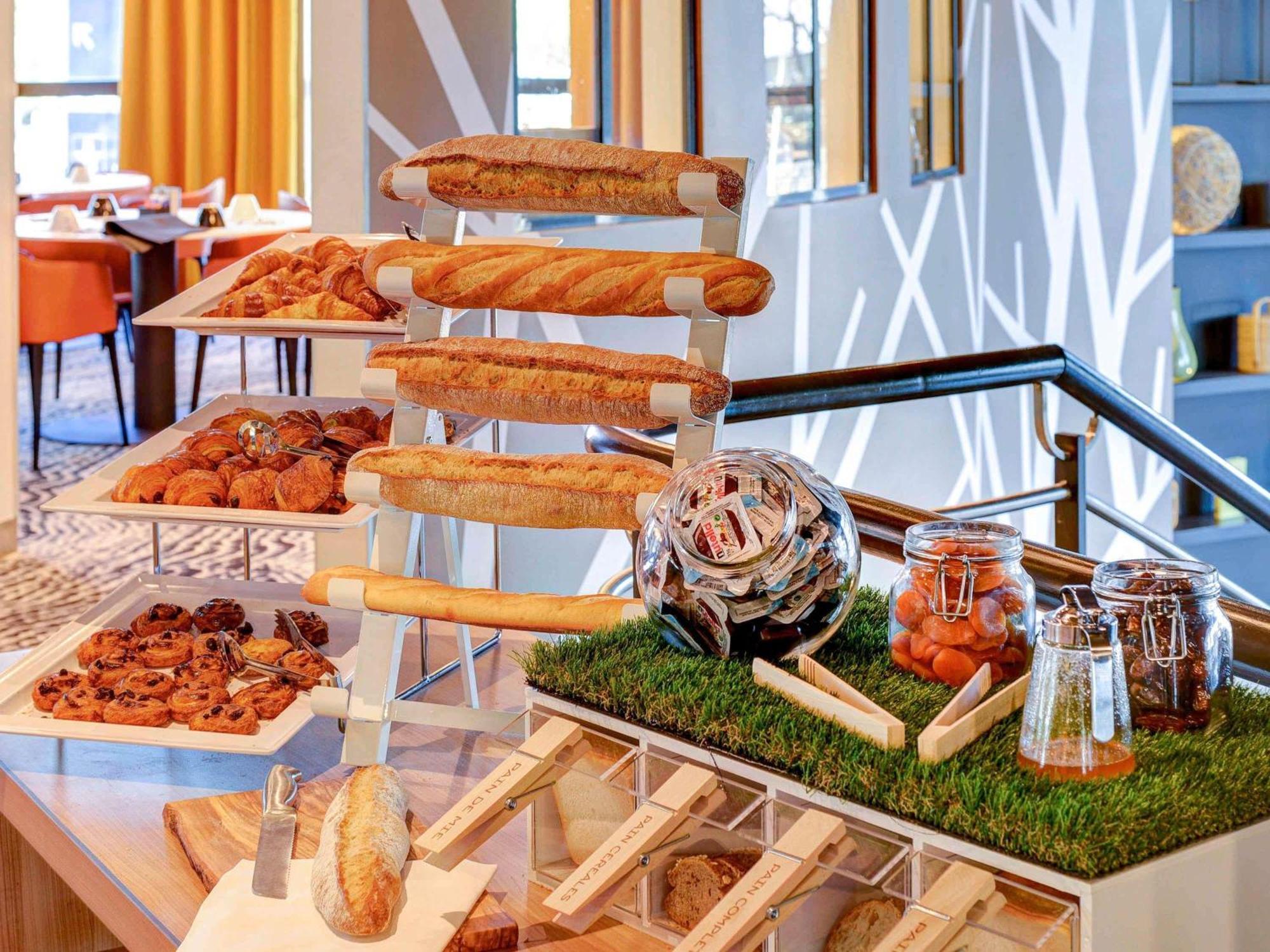 Hotel Novotel 14 Porte D'orleans 4*