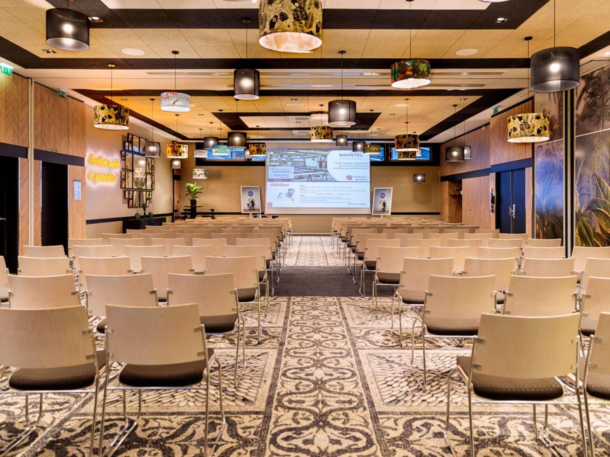 Hotel Novotel 14 Porte D'orleans 4*